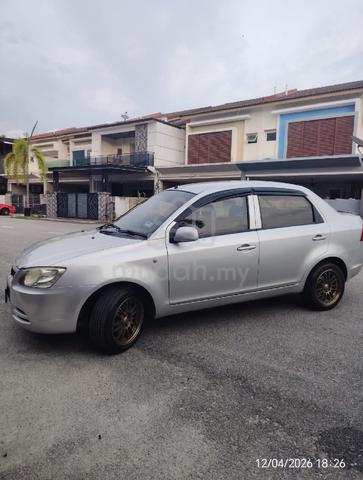 2010 Proton SAGA 1.3 BASE LINE (M) - 5
