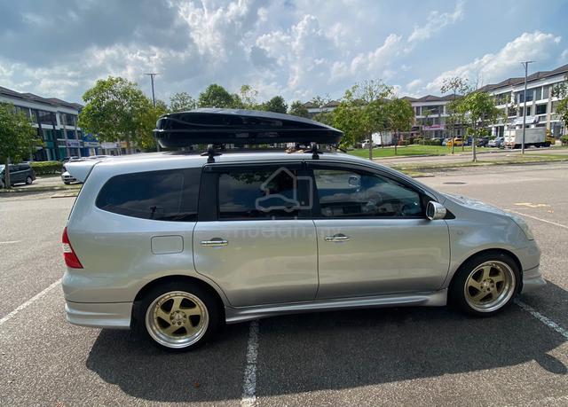 2011 Nissan GRAND LIVINA 1.8 IMPUL (A) - 4