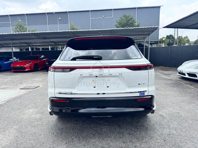 2025 Toyota CROWN 2.5 ESTATE Z RS PHEV Full Spec - 4
