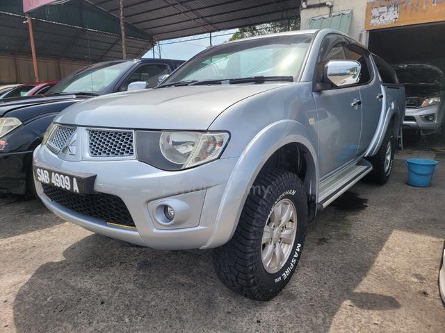Mitsubishi TRITON 2.5 Deisel auto 4x4 tahun 2009 - 2