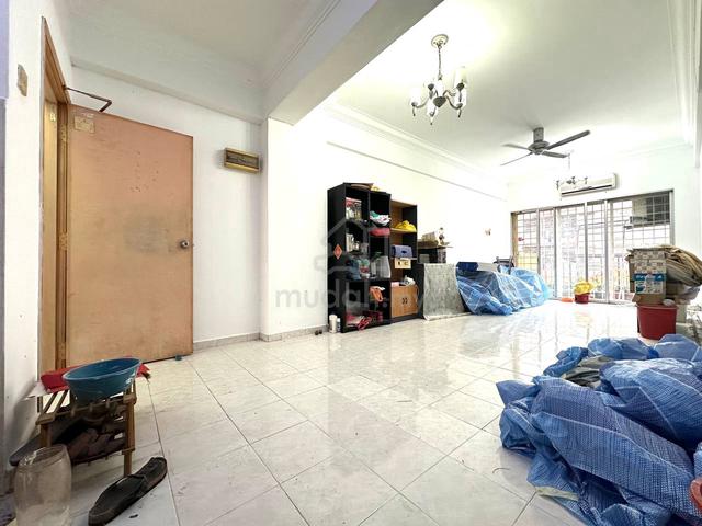 Pandan Utama Apartment 1