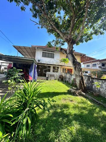 2-Storey Semi-Detached House At Jln Choong Lye Hock, Penang For Sale 1