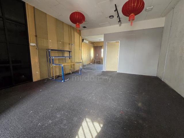 Tun Aminah Shoplot 1st Floor For Rent 1