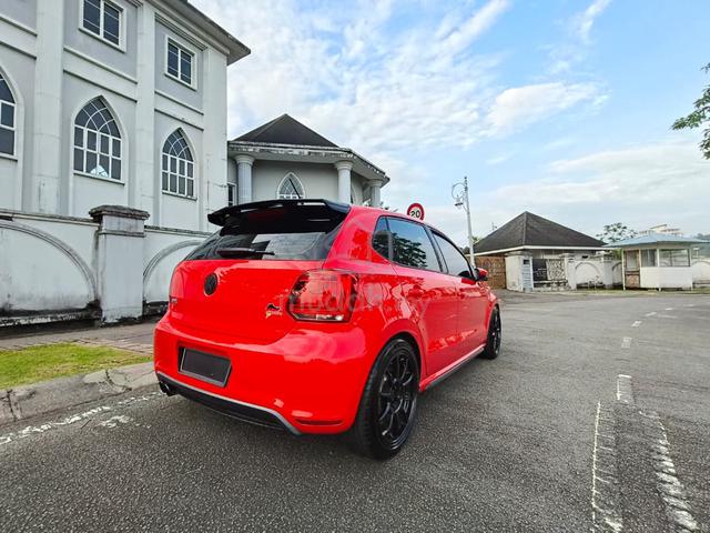 Volkswagen POLO 1.4 GTi (CBU) + Disc Porsche 718 - 4