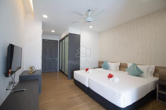 Tropical Villa 1