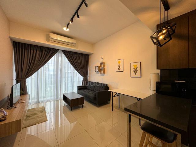 Grand Medini 1