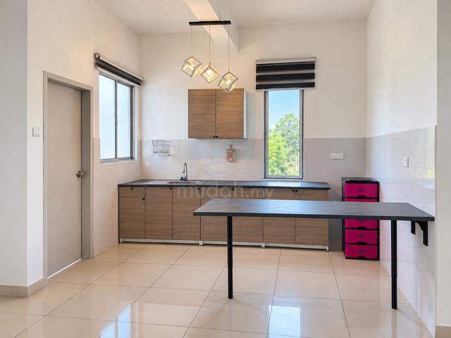 Townhouse Upper Unit @ Casa Utopia at Sungai Dua , Butterworth 1