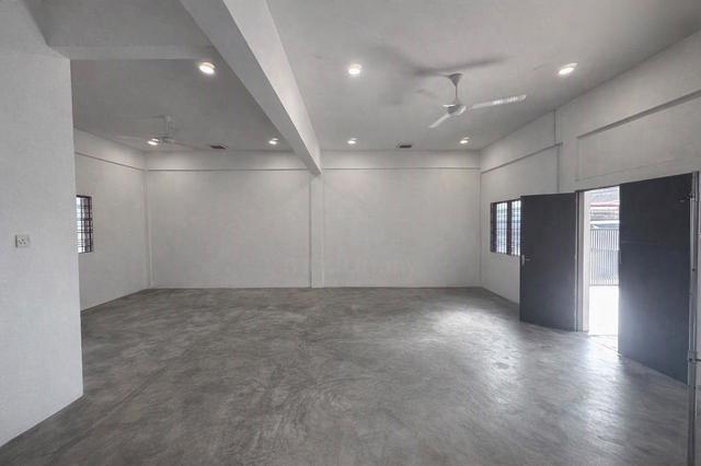 Corner Single Storey House -Taman Megah --For Sales 1