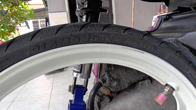 tyre - photo 4 of 6