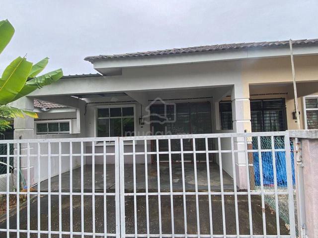 [FREEHOLD]Teres Setingkat, Tmn Seruling Jaya Masjid Tanah Melaka 1