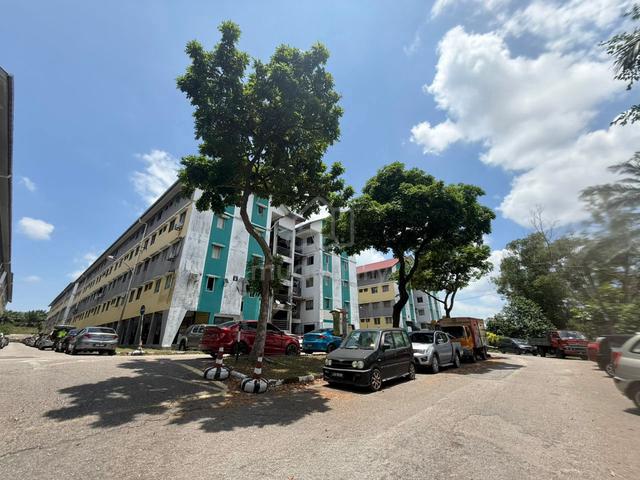 Flat Taman Plentong Utama 1