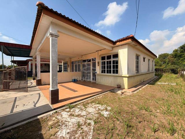 SEMI D TAMAN AMAN SEJAHTERA, Parit Buntar Perak. BOLEH FULL LOAN β
1