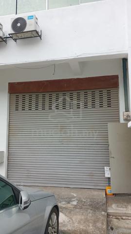 Ground Floor Meranti Jaya Warehouse Rent 1