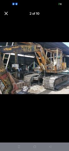 Kobe excavator for sale  - photo 2 of 5