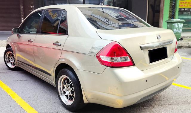 Nissan LATIO 1.8(A)SPORTY EXECUTIVE - 2