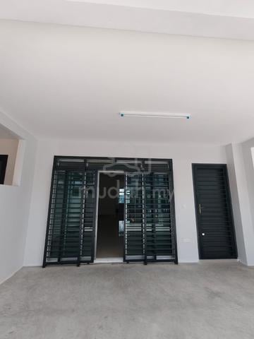Bandar Dato Onn double storey 1