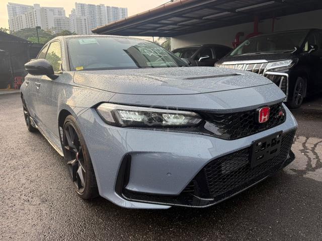 2025 Honda CIVIC 2.0 type R PRICE WITH DUTY UNREG - 1