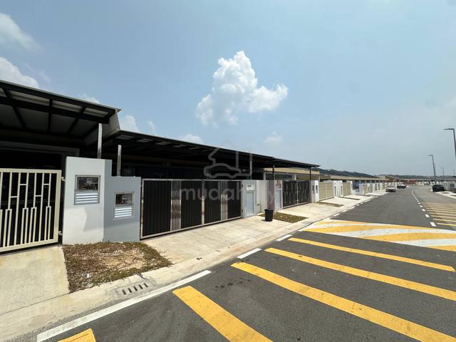 Kulai Bandar Putra / Piccolo Jalan Bayan / Brand New Single Storey 1