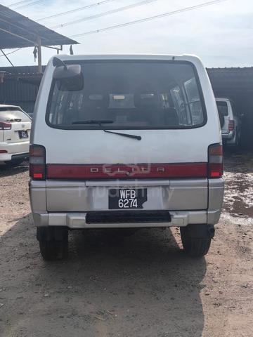 Mitsubishi Delica - 4
