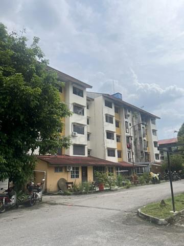 Flat PKNS Seksyen 24 Shah Alam 1