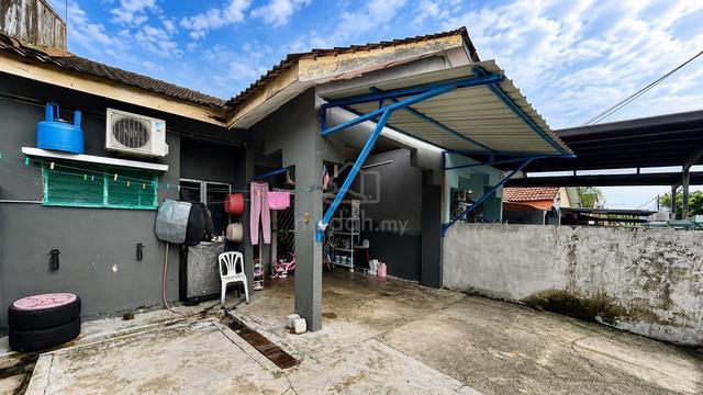 Below market Molek single Storey Terrace 1