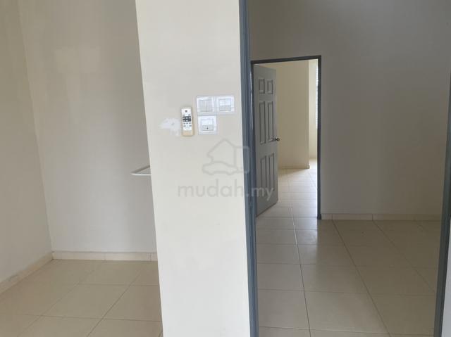 4R3B pagoh jaya for rent 1