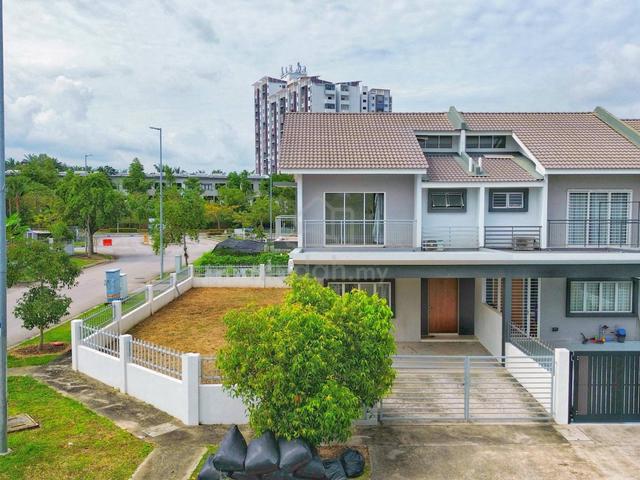 CORNER HUGE LAND 2-storey Terrace Laurel, Laman View, Cyberjaya 1