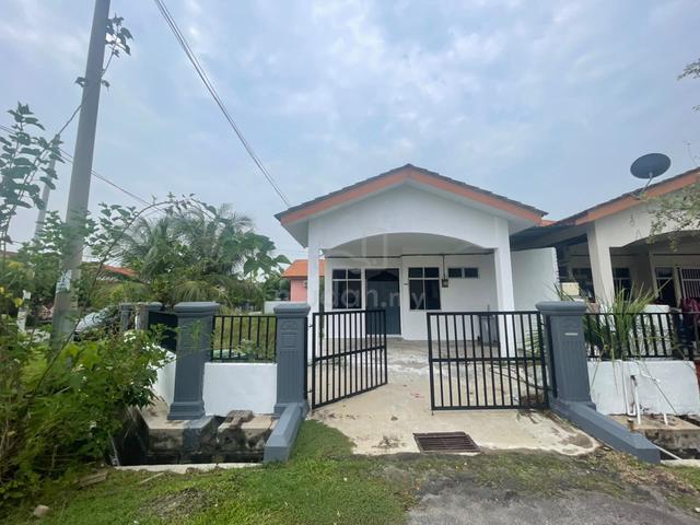 Corner Lot Cantik dan Murah di Merlimau, Melaka — Taman Seri Pertam 1