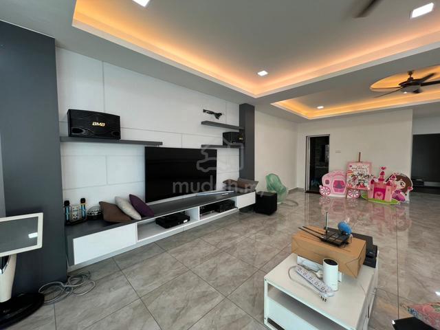 For Rent Tepi Sungai Klang Single Storey Terrace built in wardrobe 1