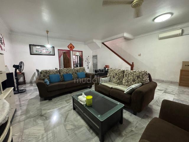 Skudai Sri Putri double storey 20x70 freehold for sale unblock view 1