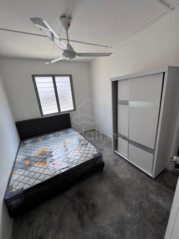 Taman Cempaka Room For Rent 1