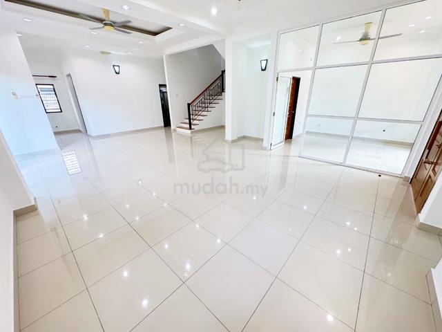 SPACIOUS 3 Storey Semi D Mutiara Villa Sg Ramal Kajang EXTRA LAND 4