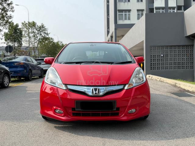 Honda Jazz Hybrid 1.3 Auto Full Spec - 1