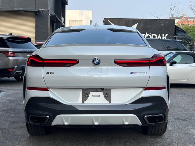 2021 Bmw X6 M50I M SPORT 4.4L UNREGISTERED (JAPAN) - 3