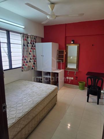 Bilik besar Flat Danau Kota Blok C 1