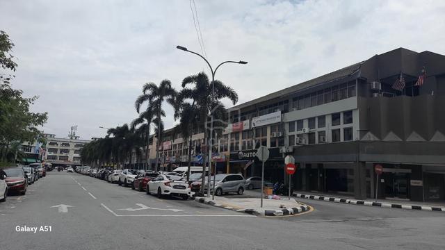Strategic Location Ground Floor Commercial Shoplot 1