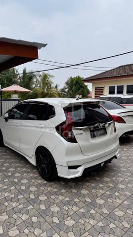 2019/2020 Honda Jazz 1.5 V Facelift (A) Full Spec - 2