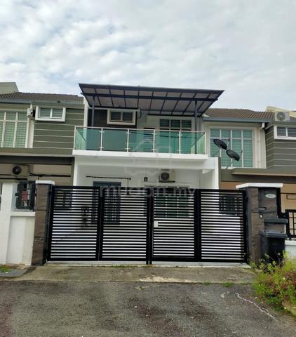 For Rent -- 2 Storey House Taman Pelangi Near Eco Majestic, Semenyih 1