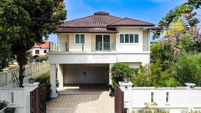 (MOVE IN CONDITION) Bungalow @ Suria Garden Village Sungai Long Kajang 1