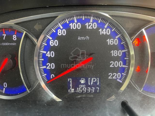 2010 Perodua MYVI 1.3 EZI FACELIFT (A)LEATHER SEAT - 3