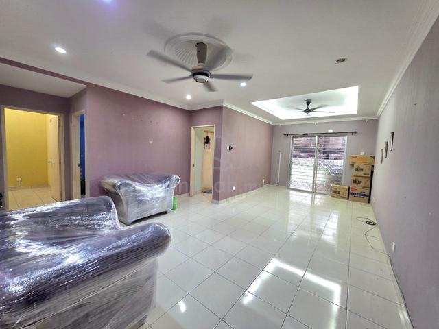 Sri Ixora Apartment 1