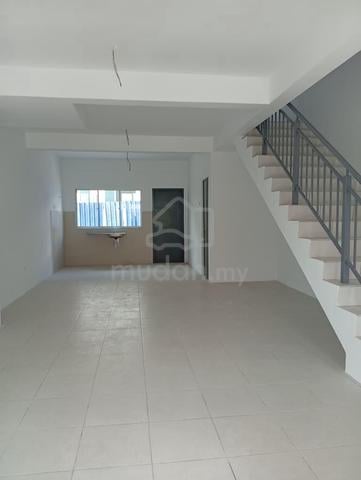 MURAH Double Storey Terrace House Taman Scientex Jasin Mutiara 1