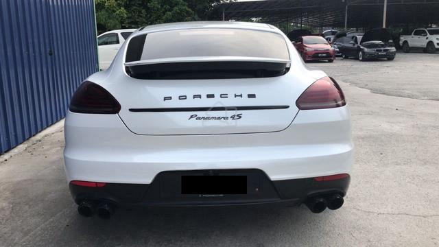 2011 Porsche PANAMERA 4.8 4S 970 (loan kedai) - 3