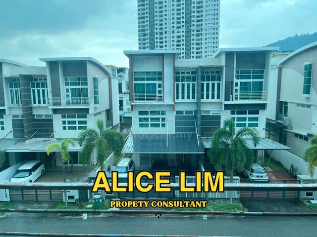 3 Storey Semi Detached House 3400sqf At Persiaran Minden 3, Gelugor 1