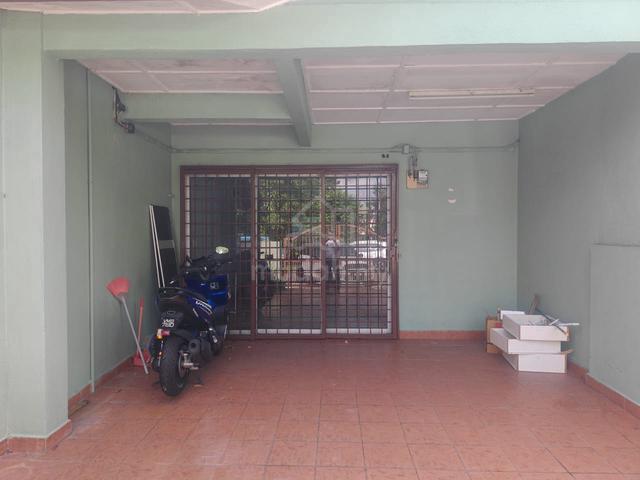 FOR RENT - Double Storey Terrace House @ Jalan Belatuk, Bandar Puchong 1