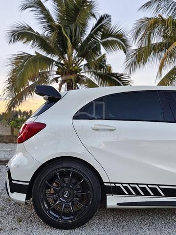2014 Mercedes Benz A-CLASS 1.6 200 BLUEEFCY (CBU) - 4