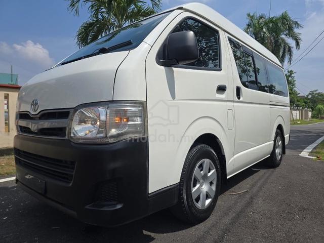 Toyota HIACE 2.5 KDH200 WINDOW VAN HIGH ROOF - 3