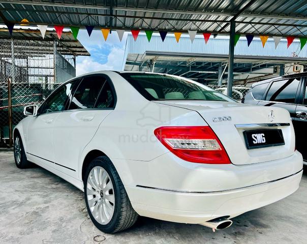 2010 Mercedes Benz C200 CGI BlueEFCY TIP TOP UNIT - 2