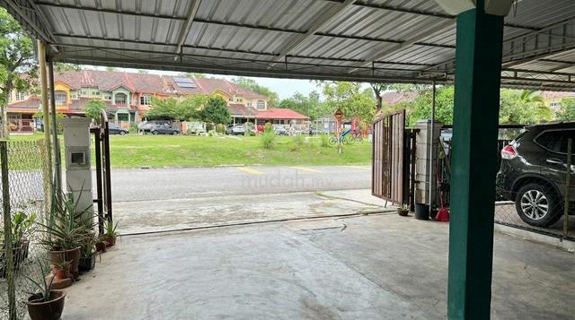 Taman Warisan Puteri Sikamat Seremban Facing playground FREEHOLD 1