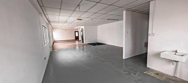 【1st Floor Shop Office Facing Lotus】Taman Pelangi Semenyih 1